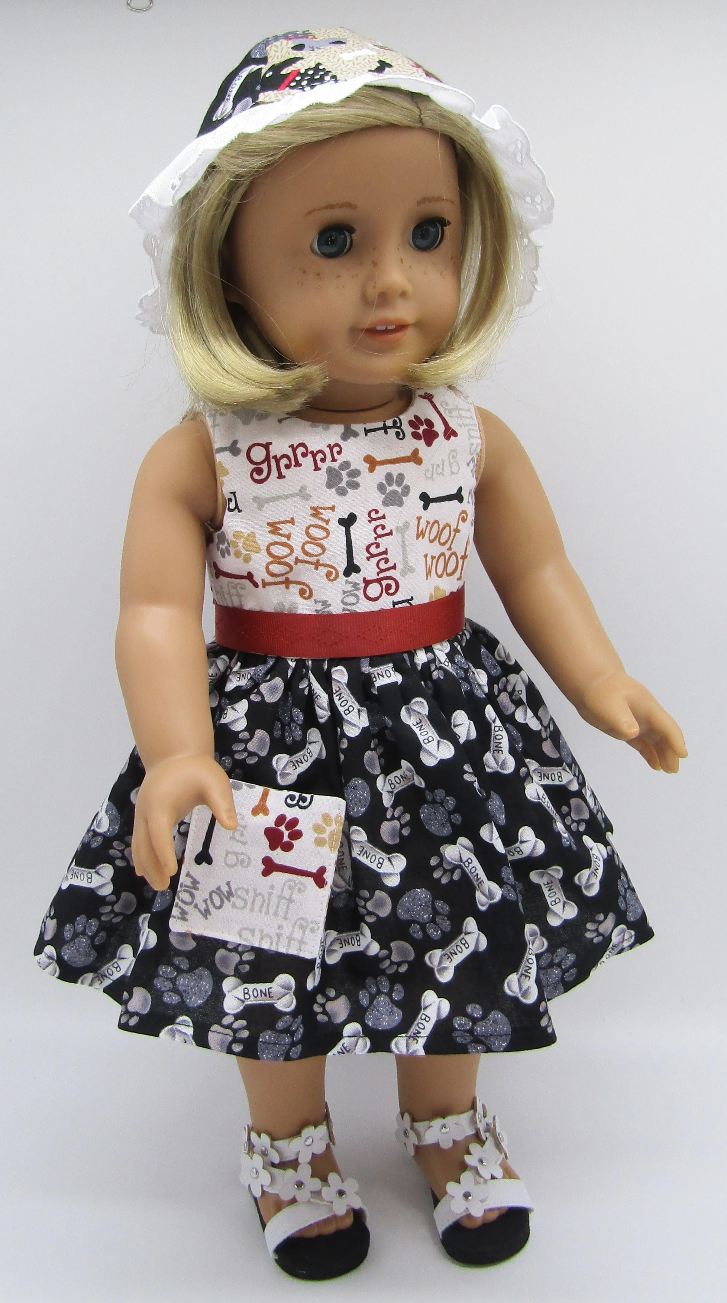 Flower Strap Sandals 18 inch Doll: White