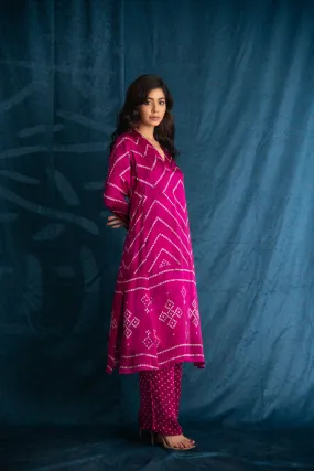 Rooh Bandhej Pant in Ruby