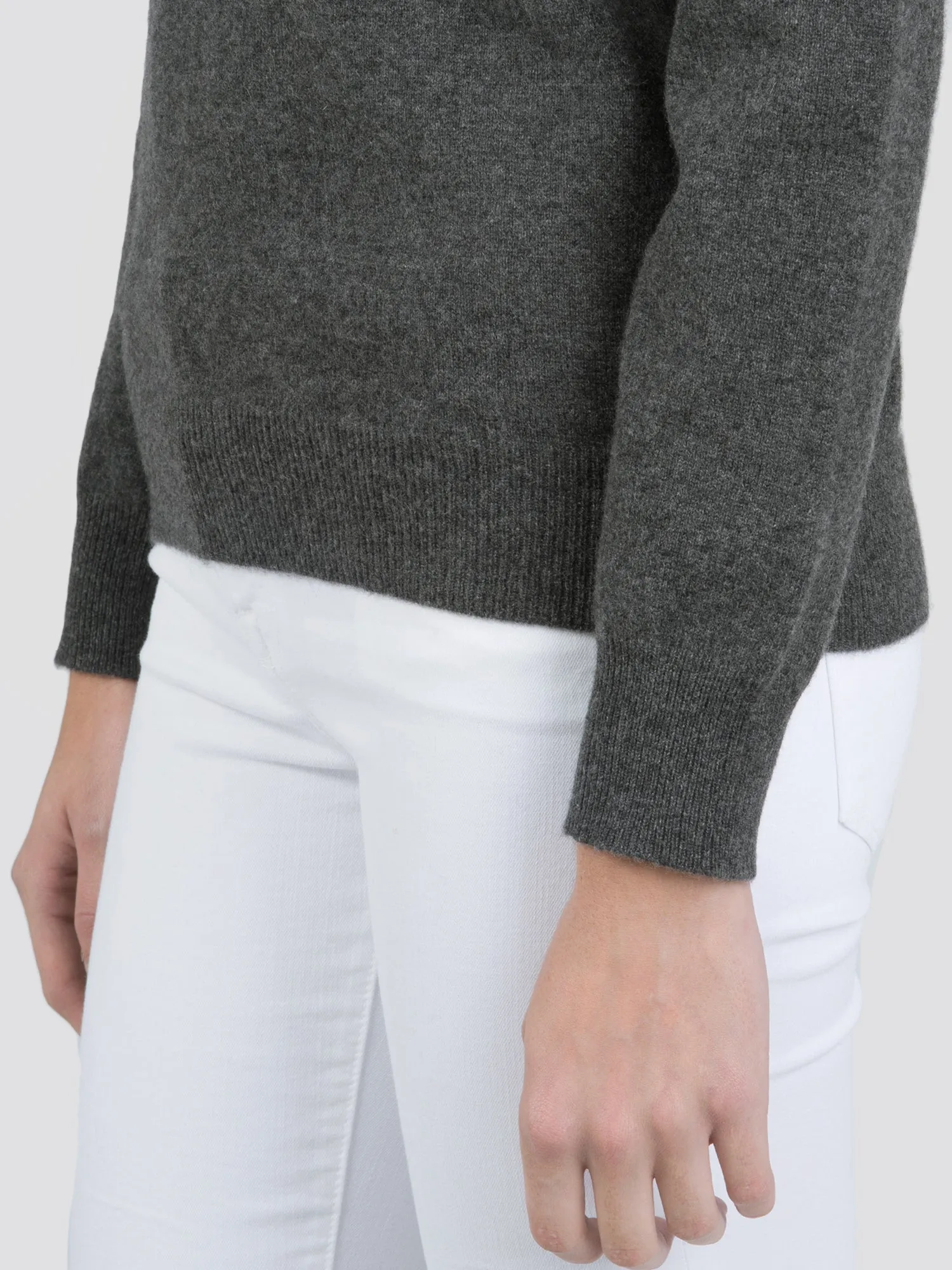 V Neck Sweater_Graphite